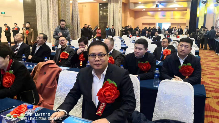 路液创始人李庆辉获“优秀中国特色社会主义事业建设者”表彰